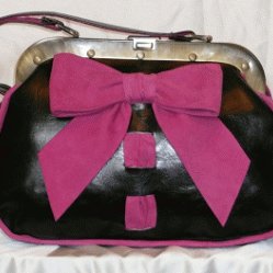 blackandshockingpinkbowbag140sm